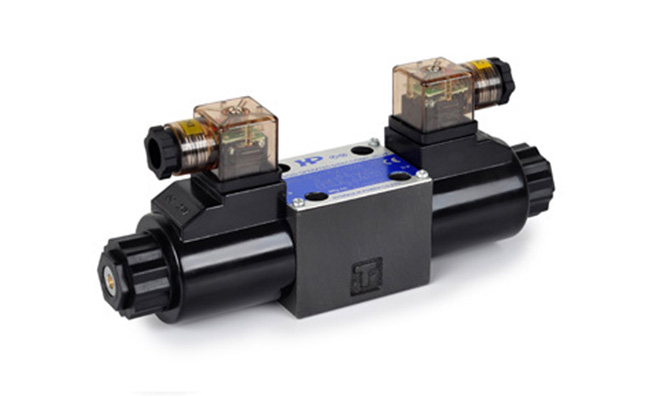 如何分析比例換向閥的動態特性？